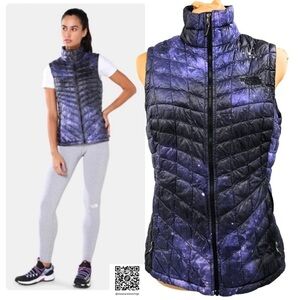 The North Face - Size Small - ThermoBall Cosmic Galaxy Purple Stars Puffer Vest